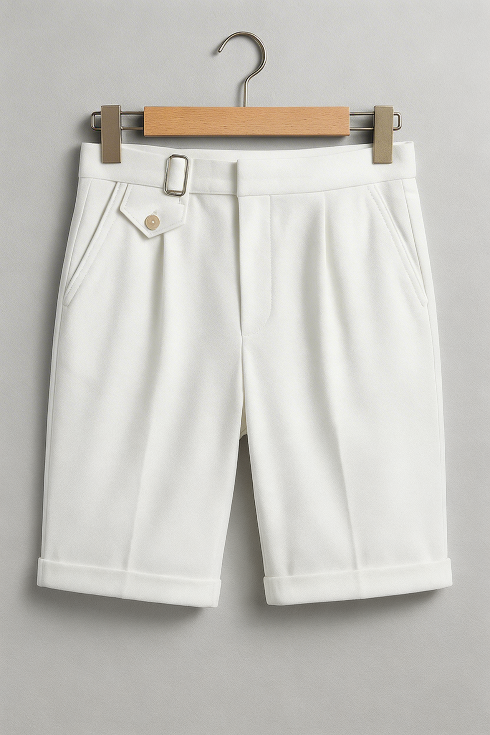 Leinenshorts Herren – Bundfalten & Umschlagsaum
