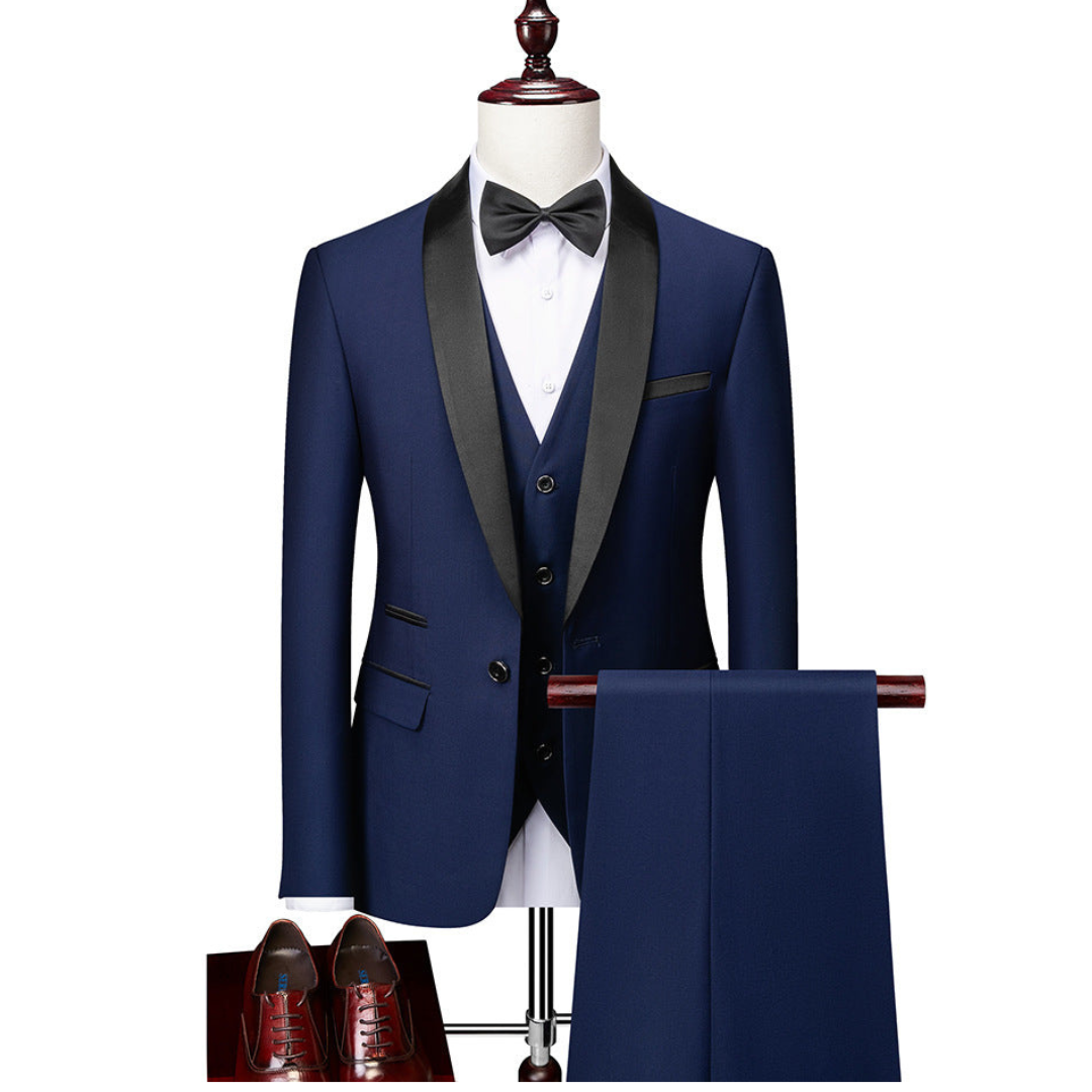 Dreiteiliger Anzug Herren Mit Revers Und Taschen